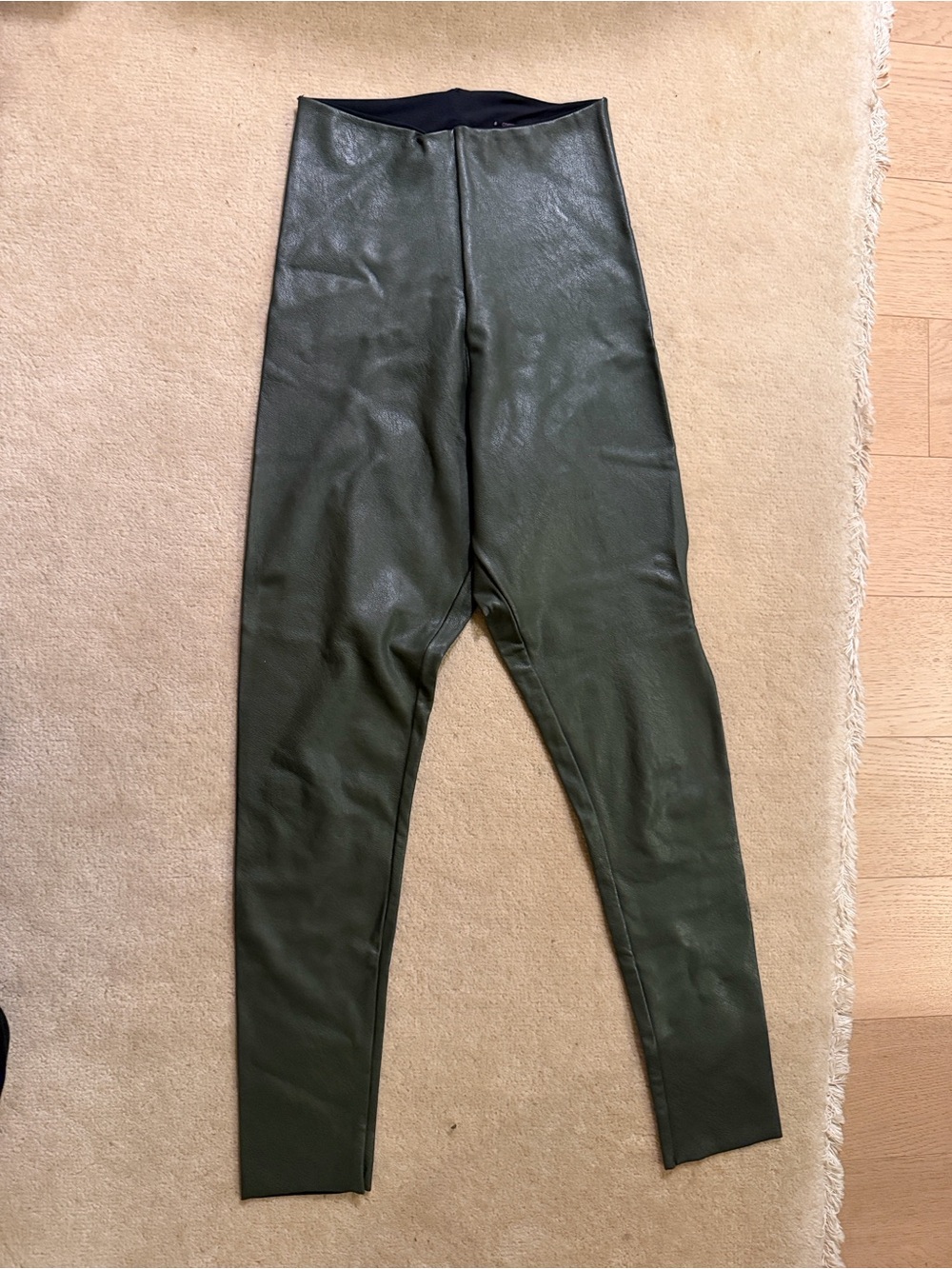 Commando Olive Green Faux Leather Leggings